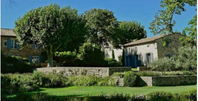 Un des plus beaux gîtes du Luberon choisit Lusseo